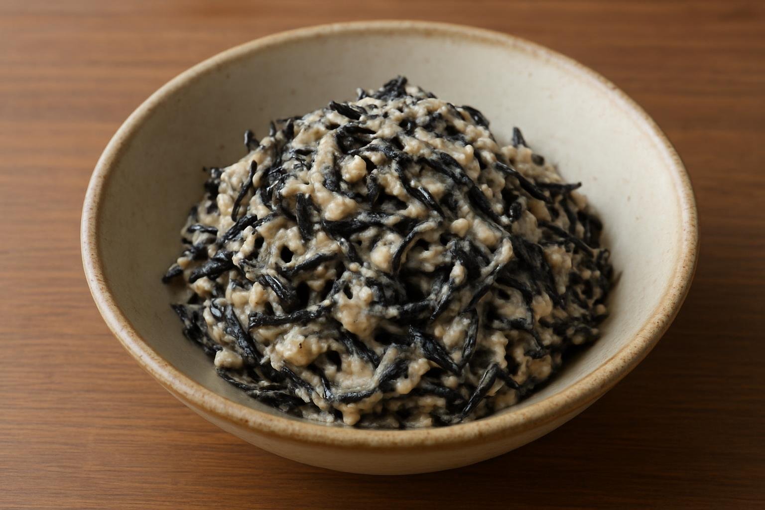 ひじきとヨーグルトのごま和え