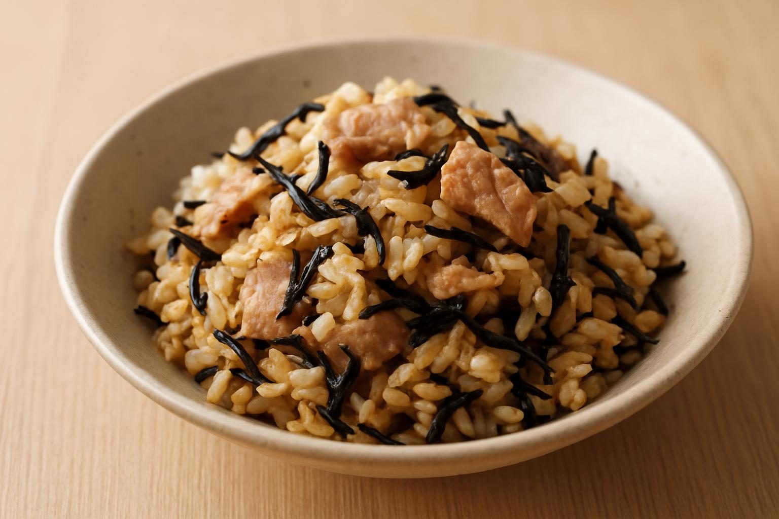 ひじきと豚赤身の炊き込みご飯